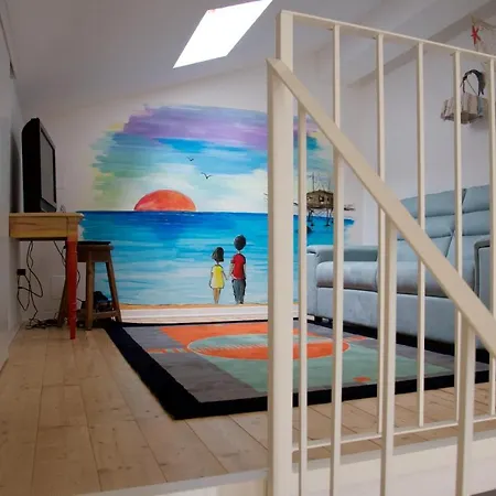 Lo Scorcio Sul Mare Apartment *