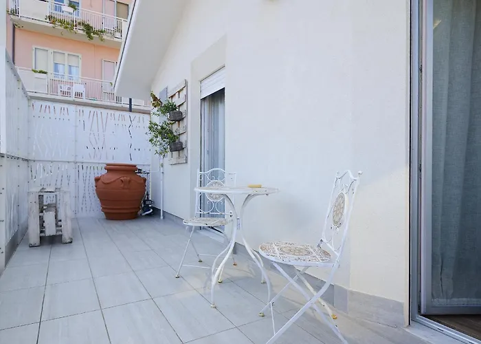 Lo Scorcio Sul Mare * Марина-ди-Сан-Вито