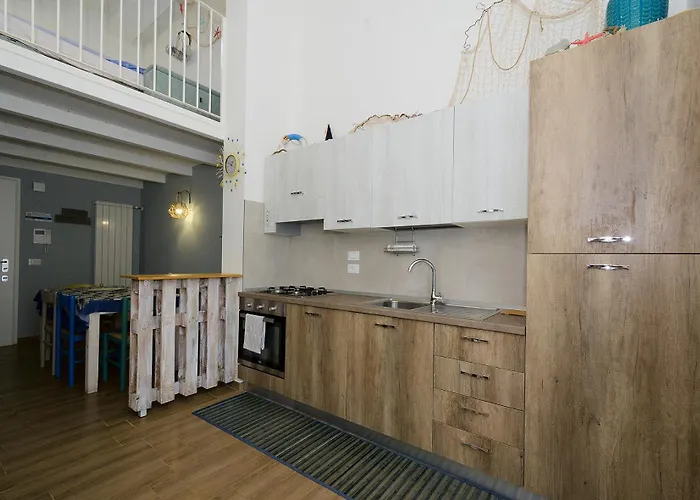 Lo Scorcio Sul Mare * Марина-ди-Сан-Вито